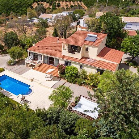 Privilege Casa Da Videira With Swimming Pool, Quelfes - Ольян Экстерьер фото
